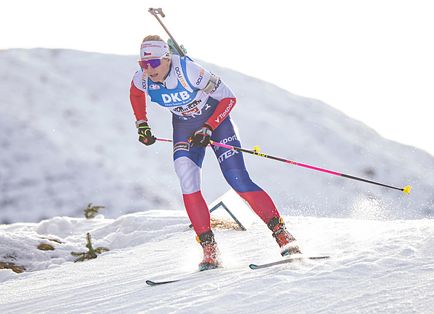 Biatlon ONLINE: Ženy běží v Oberhofu sprint. Jak vstoupí do nového roku Češky?