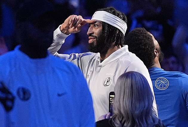 Spekulace kolem Davise, může zamířit i za Krejčím. Kam se vydá Atlanta bez Younga?