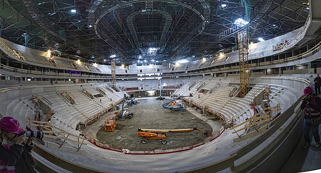 Velké jihomoravské investice na dluh. Brno dostaví halu, jinde se dočkají bazénů