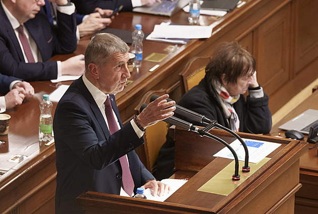 Vláda žádá poslance o důvěru. Česká republika bude na prvním místě, řekl Babiš