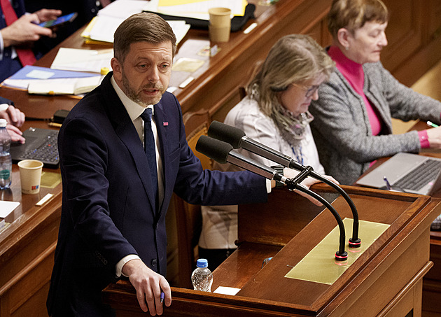 Rakušan kritizuje „trafiku“ pro Turka a to, že je premiér Babiš rukojmím