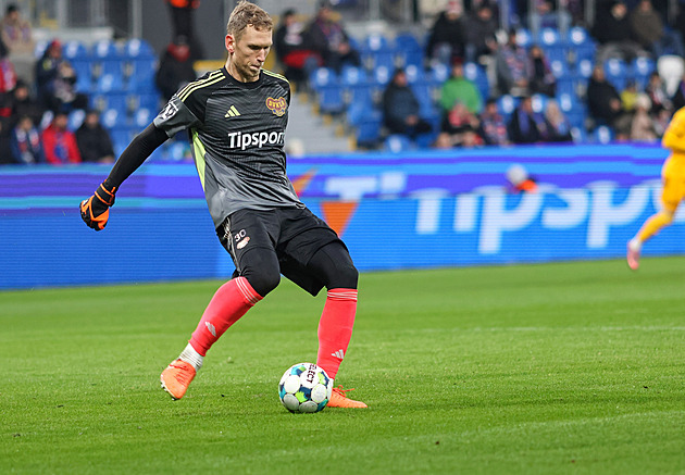 Dukla v Turecku podlehli lídrovi ukrajinské ligy, Slovácko přetlačilo soupeře ze Srbska