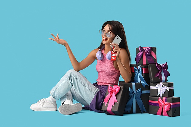 Ve výprodejích, nebo hned? Chytří zákazníci si odnesou i krabici věcí zadarmo